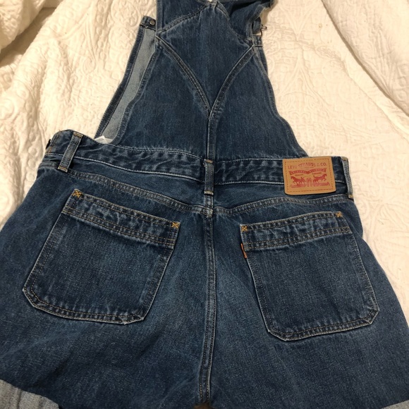 Levi’s overalls - Picture 3 of 4
